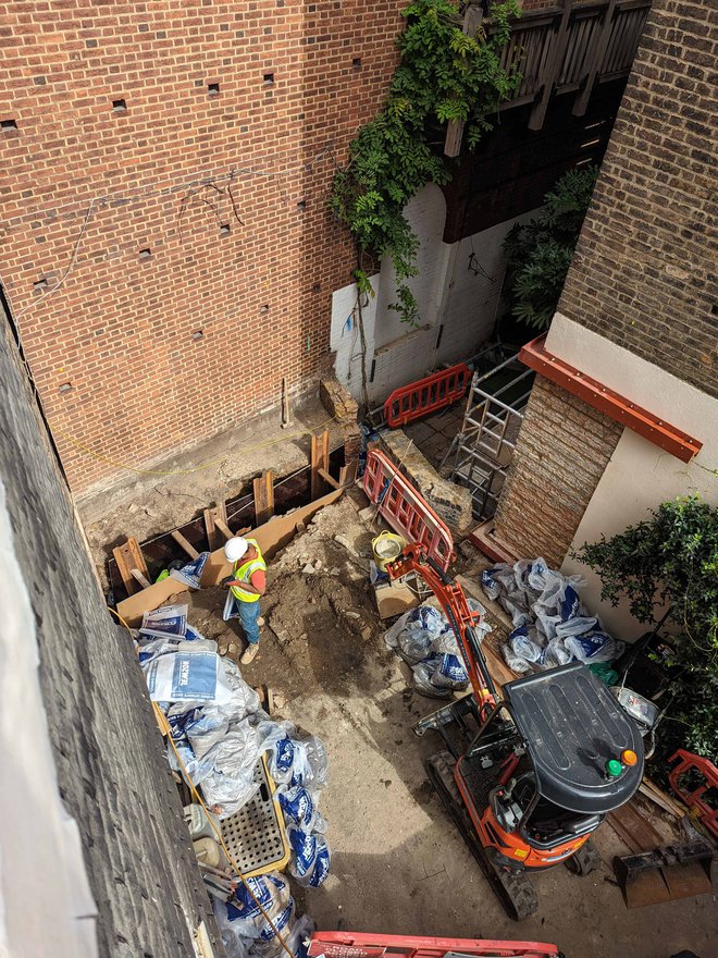 Matthew Lloyd Architects St Mary Bourne Street Progress Courtyard 02