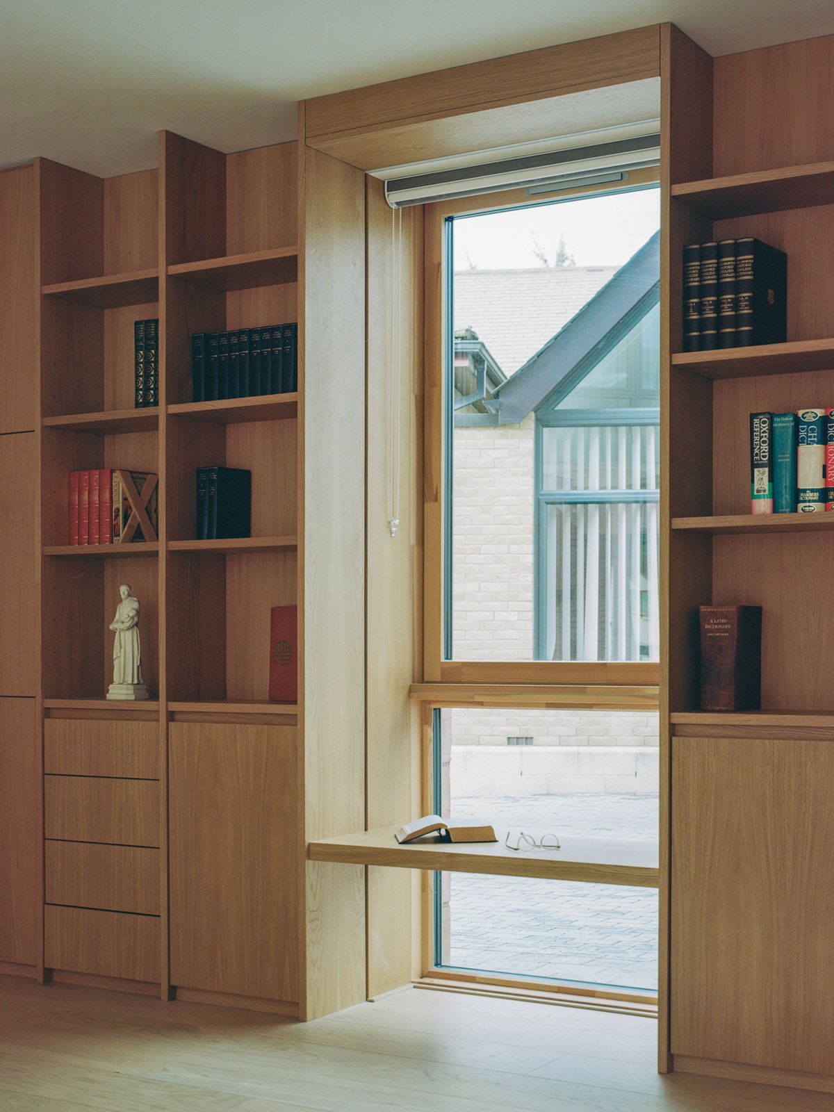 Matthew Lloyd Architects Vincentian Presbytery Lz Common Room 01