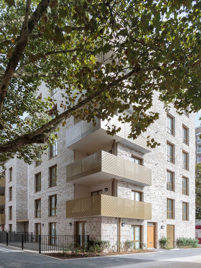 Matthew Lloyd Architects Regents Park Estate West Corner Approach